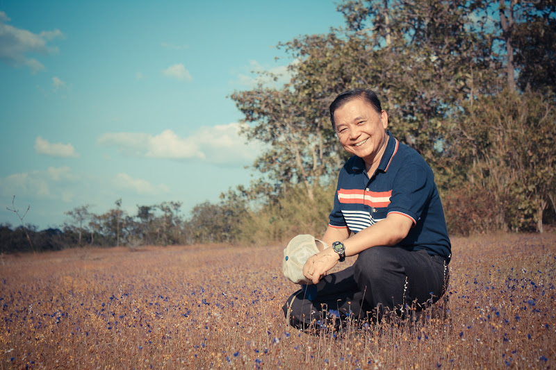 ผศ. ดร. จิระเดช แจ่มสว่าง 25-Nov-2009 15:32, Canon Canon EOS 1000D, 5.6, 49.0mm, 0.002 sec, ISO 100 View at Picasa
